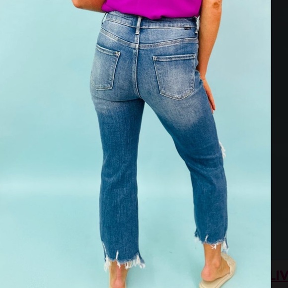 Risen Crops/High Waist Blown Out Knee- Medium Wash, like new. 13/31 - Picture 2 of 7